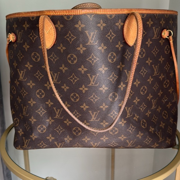 Louis Vuitton Handbags - Authentic Louis Vuitton Neverfull GM Monogram with organizer